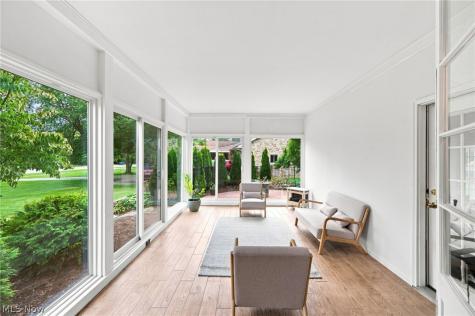 26737 Lake Road Bay Village OH 44140