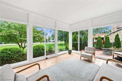 26737 Lake Road Bay Village OH 44140