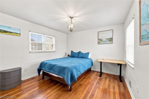 26737 Lake Road Bay Village OH 44140
