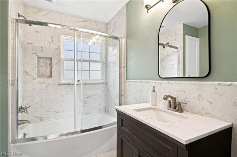 26737 Lake Road Bay Village OH 44140