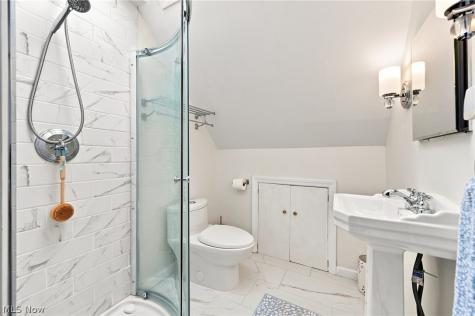 26737 Lake Road Bay Village OH 44140