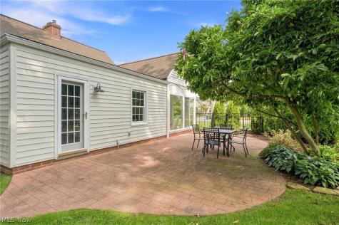 26737 Lake Road Bay Village OH 44140