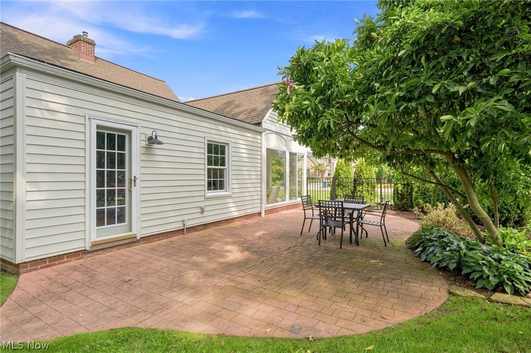 26737 Lake Road Bay Village OH 44140