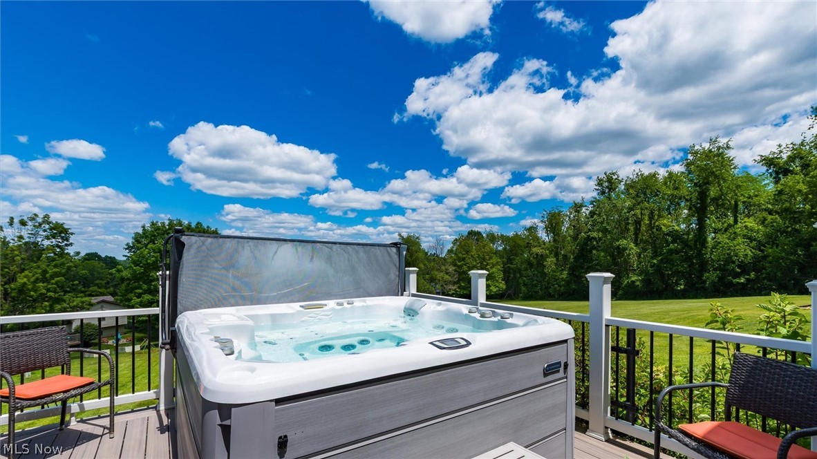 6825 Tower Lane Nashport OH 43830