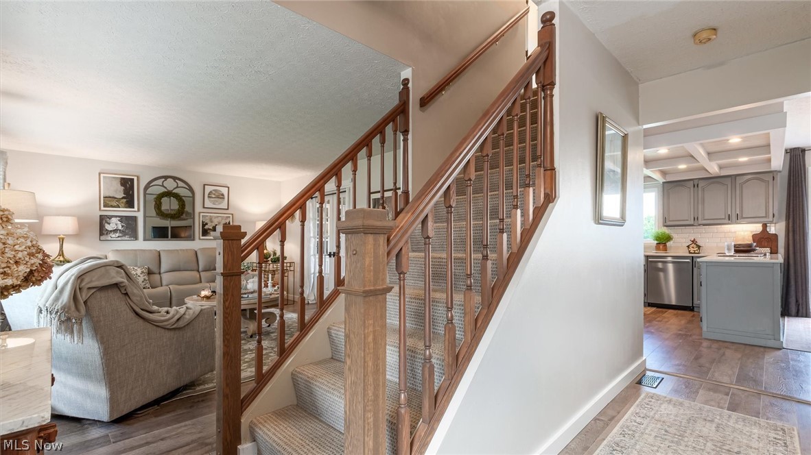6825 Tower Lane Nashport OH 43830