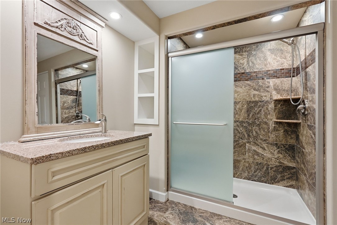 8315 Misty Ridge Trail Poland OH 44514
