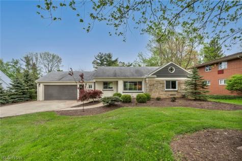 7973 Skyline Drive Broadview Heights OH 44147
