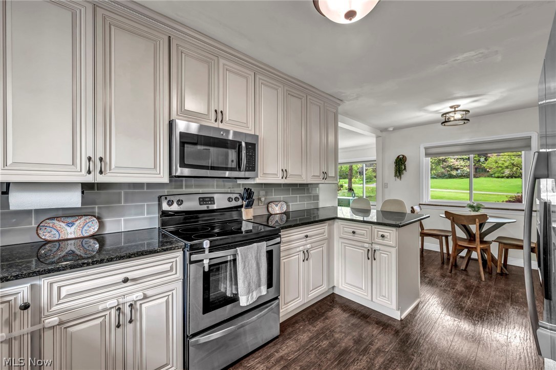 7973 Skyline Drive Broadview Heights OH 44147