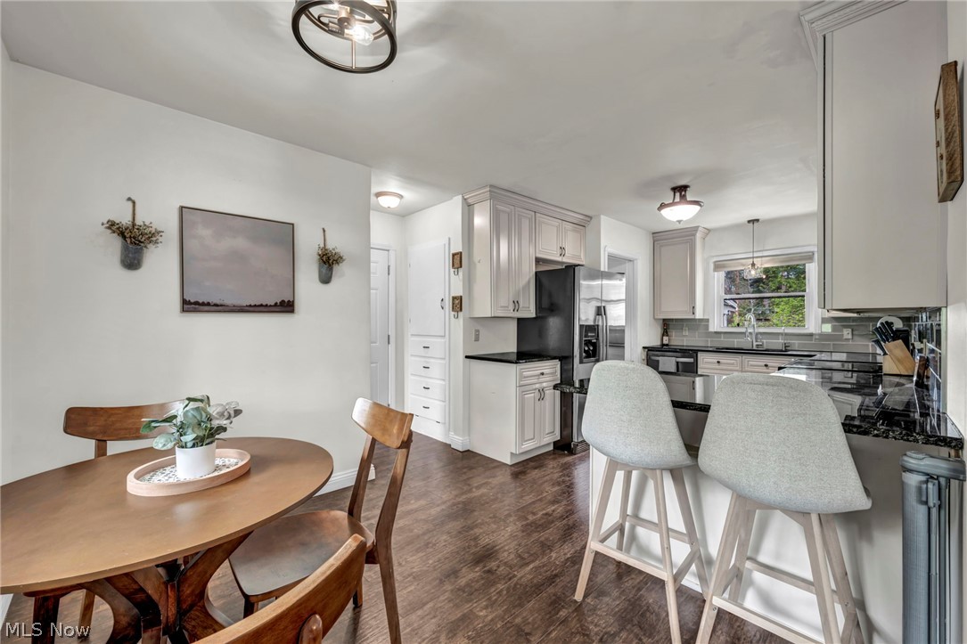 7973 Skyline Drive Broadview Heights OH 44147