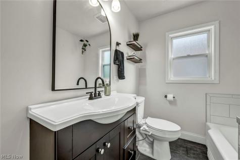 7973 Skyline Drive Broadview Heights OH 44147