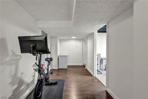 7973 Skyline Drive Broadview Heights OH 44147