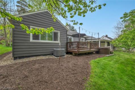 7973 Skyline Drive Broadview Heights OH 44147