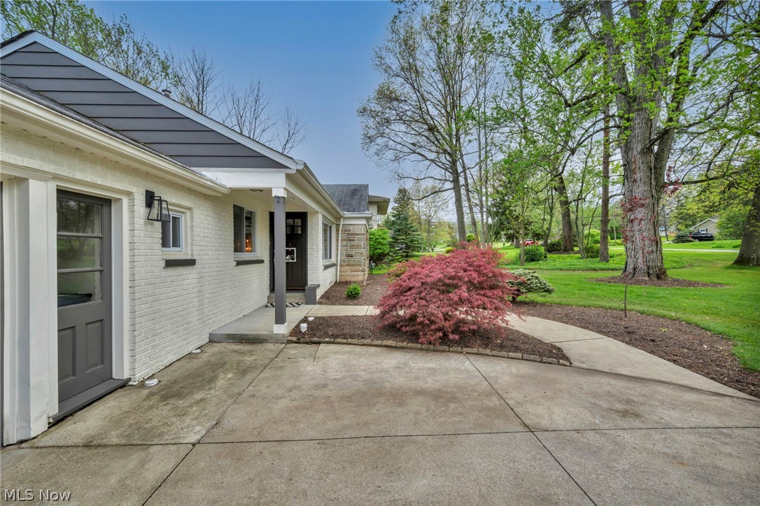 7973 Skyline Drive Broadview Heights OH 44147
