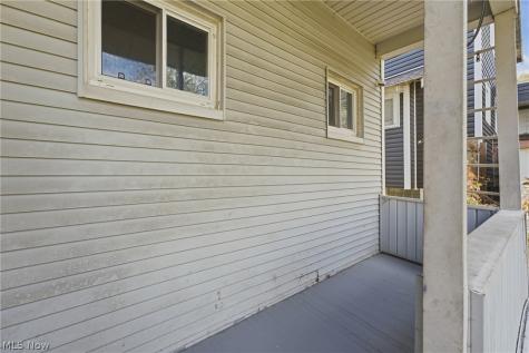 671 Russell Avenue Akron OH 44307