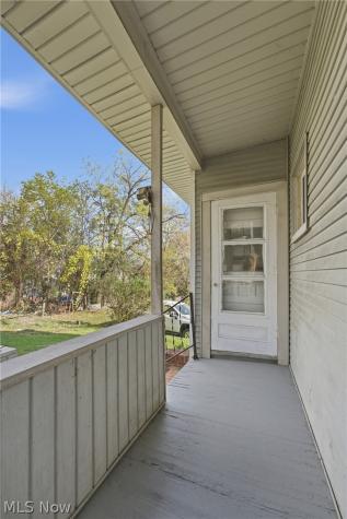 671 Russell Avenue Akron OH 44307
