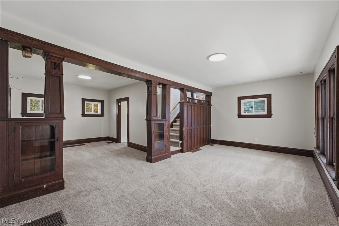 671 Russell Avenue Akron OH 44307