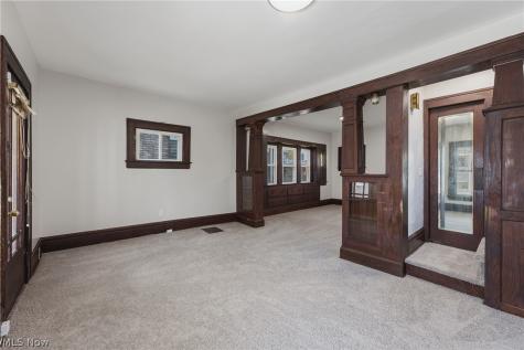 671 Russell Avenue Akron OH 44307