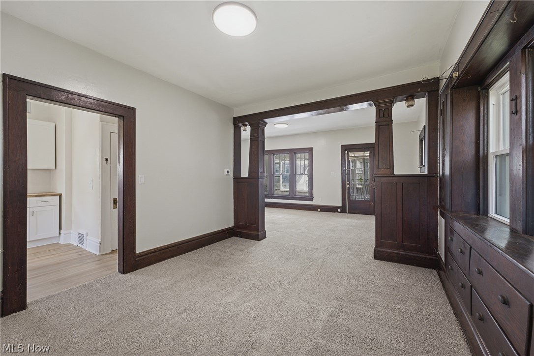 671 Russell Avenue Akron OH 44307