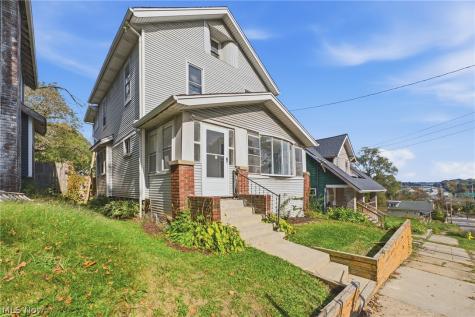 671 Russell Avenue Akron OH 44307