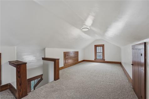 671 Russell Avenue Akron OH 44307