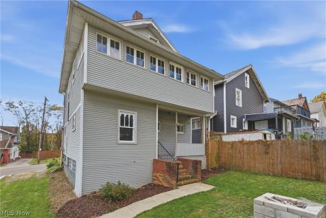 671 Russell Avenue Akron OH 44307