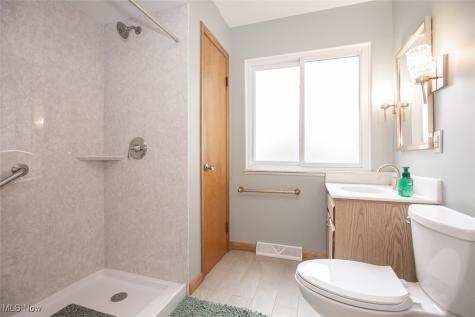 148 Meadow Circle Berea OH 44017