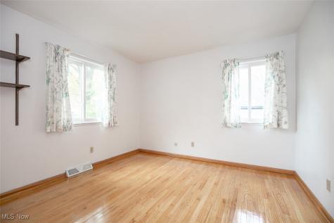148 Meadow Circle Berea OH 44017