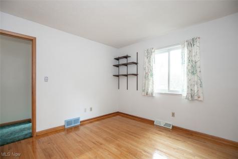 148 Meadow Circle Berea OH 44017