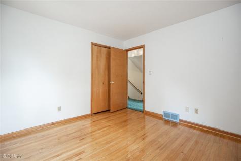 148 Meadow Circle Berea OH 44017