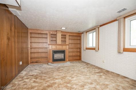 148 Meadow Circle Berea OH 44017