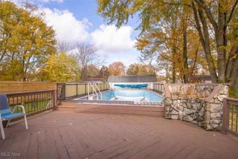 148 Meadow Circle Berea OH 44017