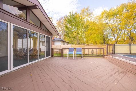 148 Meadow Circle Berea OH 44017