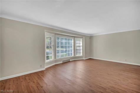 17429 Scottsdale Boulevard Shaker Heights OH 44120