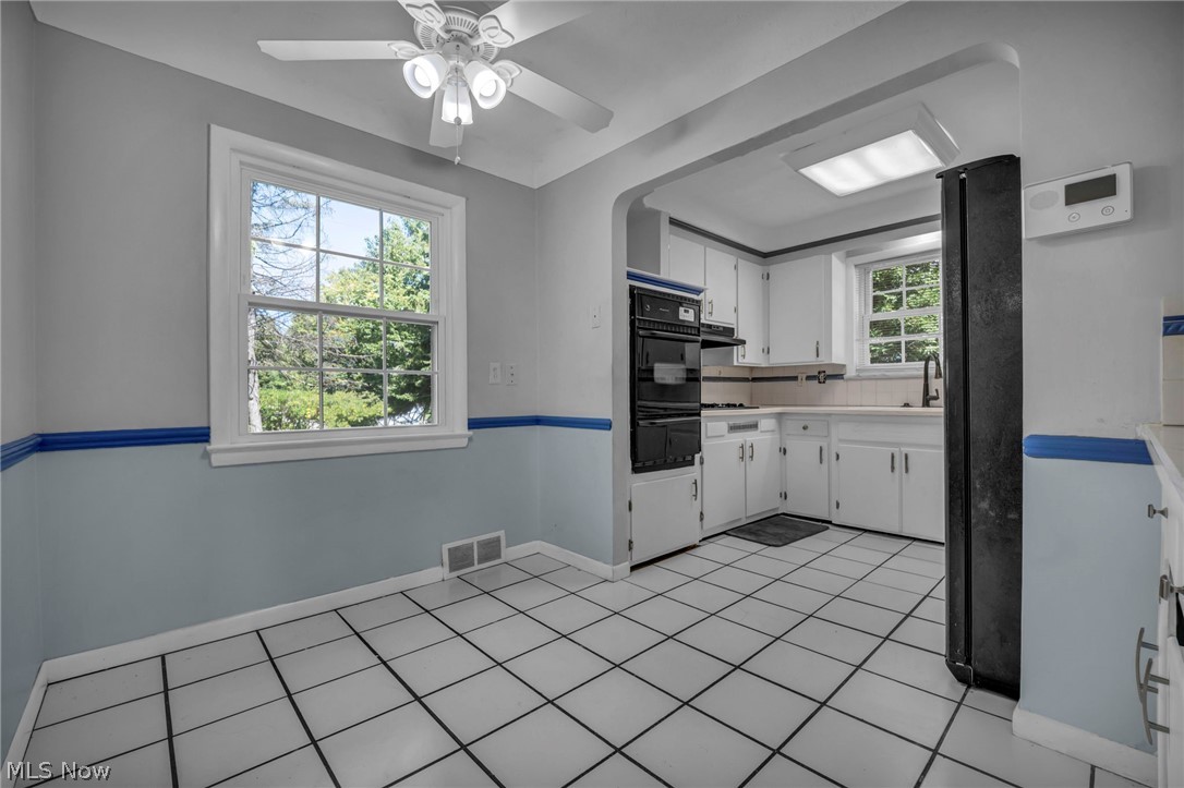 17429 Scottsdale Boulevard Shaker Heights OH 44120
