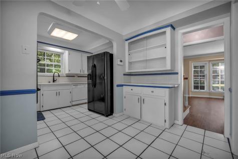 17429 Scottsdale Boulevard Shaker Heights OH 44120