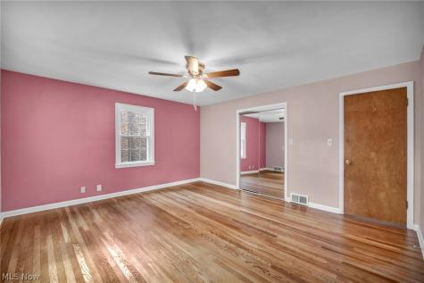 17429 Scottsdale Boulevard Shaker Heights OH 44120