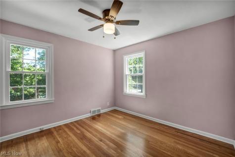 17429 Scottsdale Boulevard Shaker Heights OH 44120