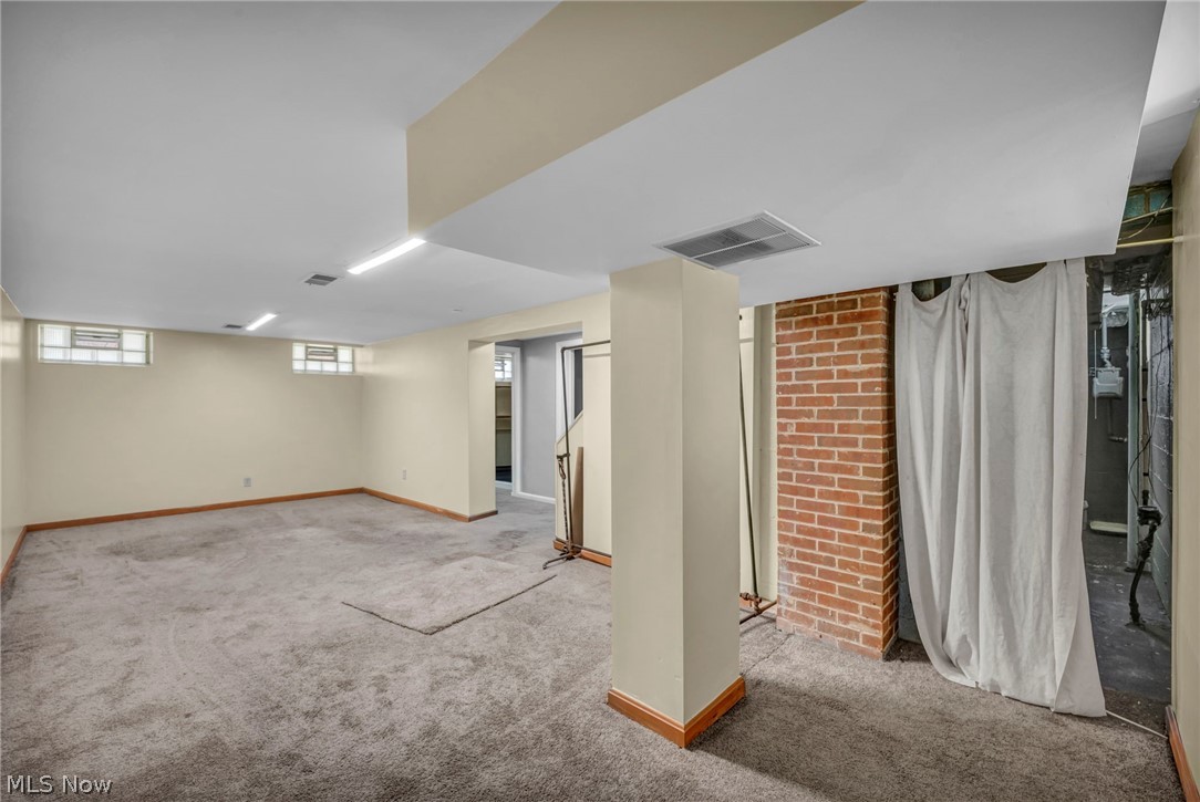 17429 Scottsdale Boulevard Shaker Heights OH 44120