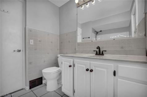 17429 Scottsdale Boulevard Shaker Heights OH 44120