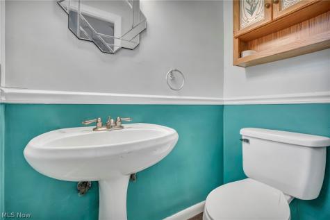 17429 Scottsdale Boulevard Shaker Heights OH 44120