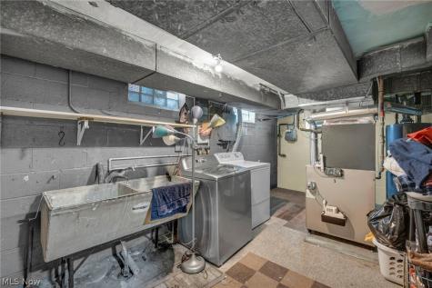 17429 Scottsdale Boulevard Shaker Heights OH 44120