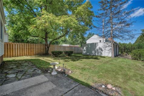 17429 Scottsdale Boulevard Shaker Heights OH 44120