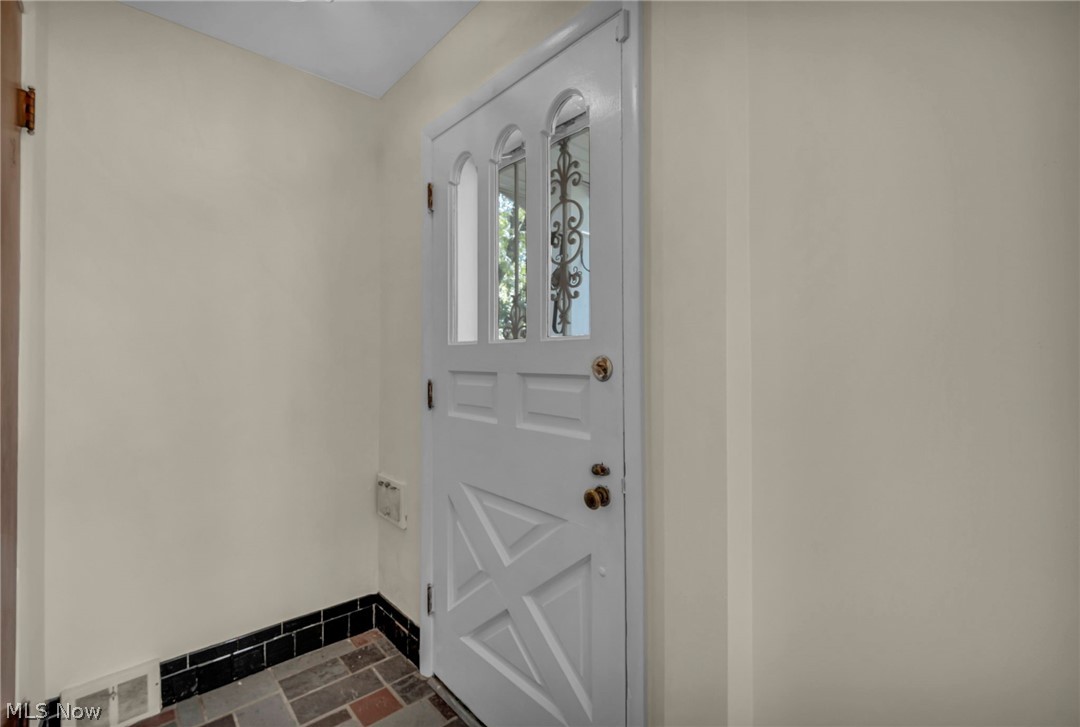 17429 Scottsdale Boulevard Shaker Heights OH 44120