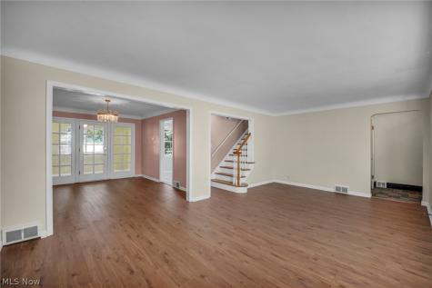 17429 Scottsdale Boulevard Shaker Heights OH 44120