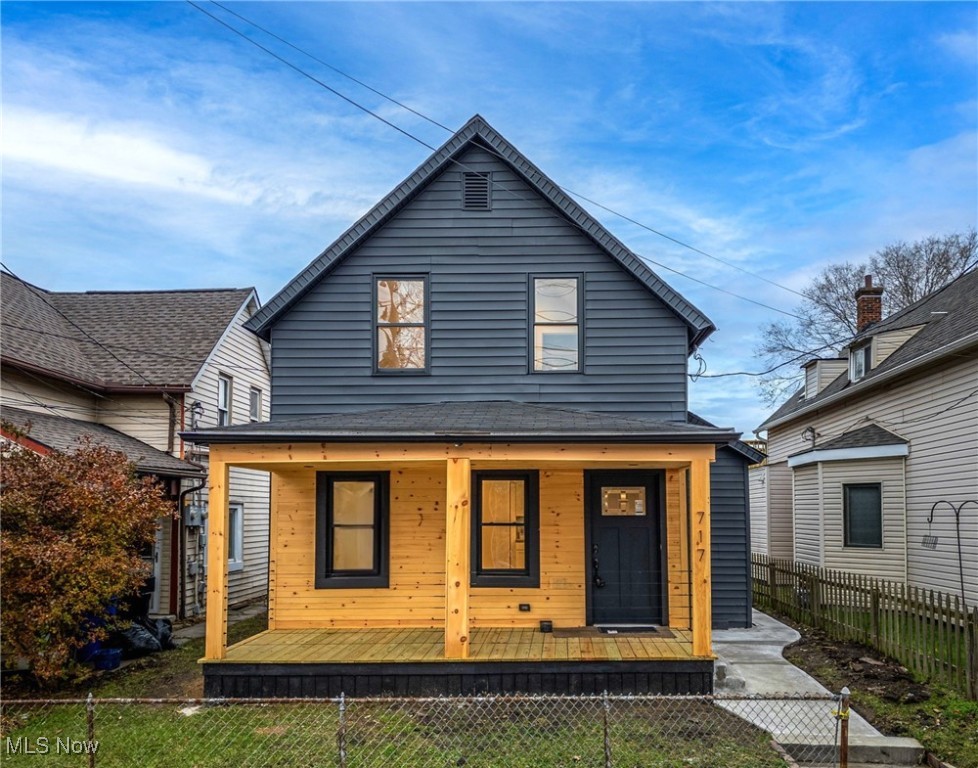 717 Literary Road Cleveland OH 44113