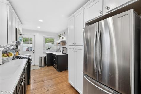 20617 Stanford Avenue Fairview Park OH 44126