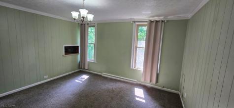 116 Pleasant Street Wellington OH 44090