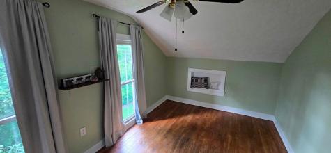 116 Pleasant Street Wellington OH 44090