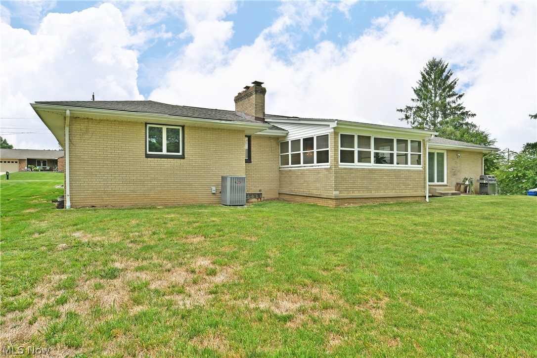 2387 Country Lane Poland OH 44514