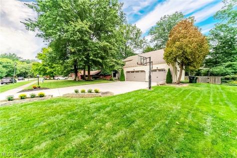 427 Armour Road Avon Lake OH 44012